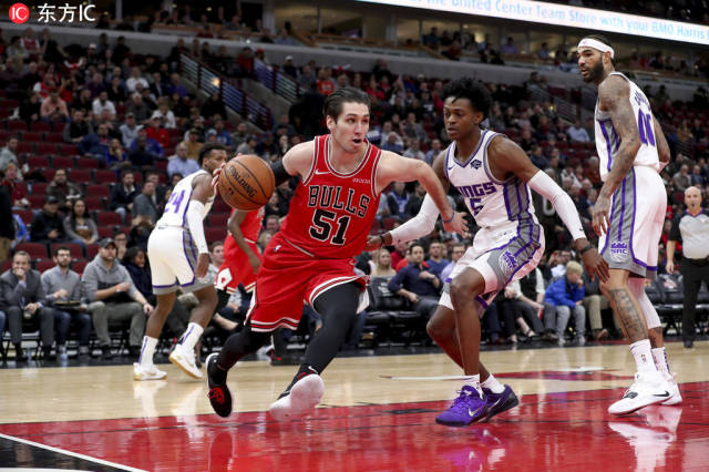 他们的缺席 他们的缺席