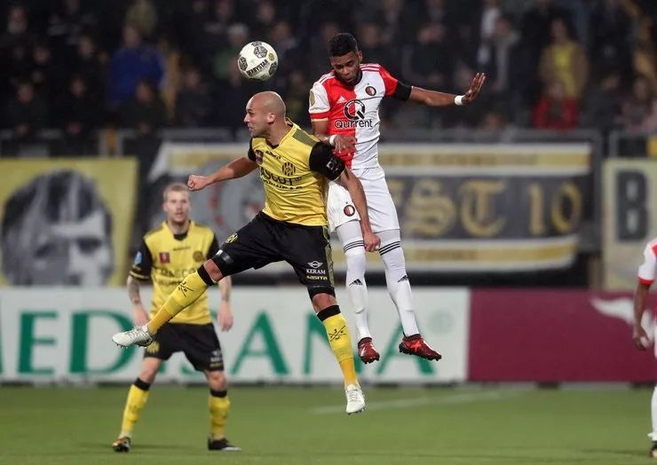 在困境中稳 在困境中稳