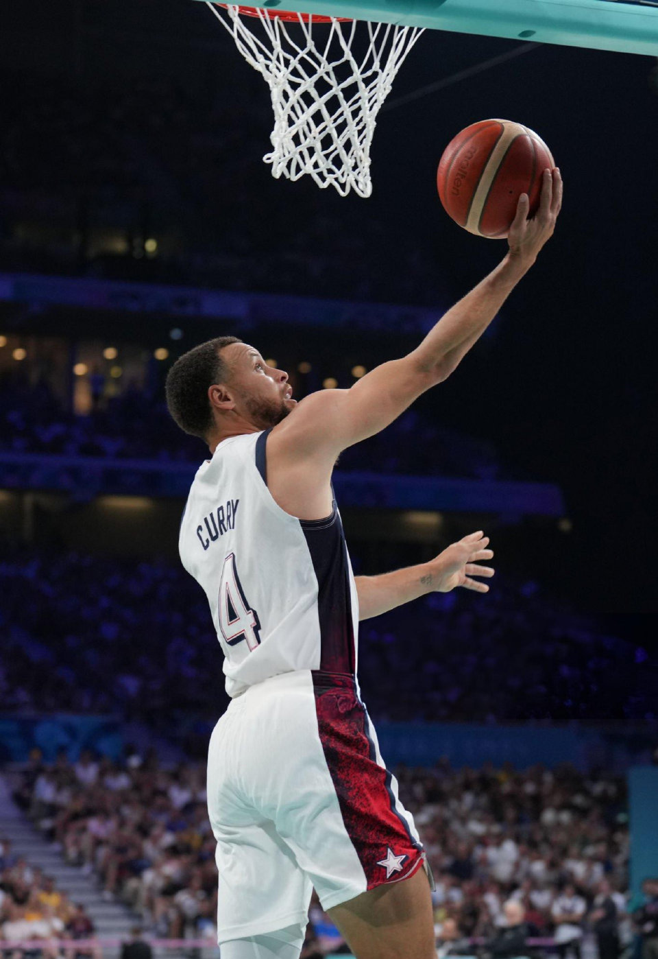 海港半场唯一欣慰！多角度看19岁李新翔破门，36岁张呈栋被耍.